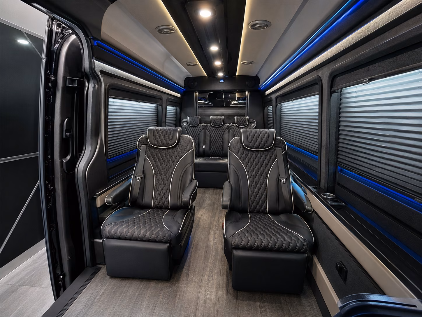 airport shuttle buses from ric to virginia beach williamsburg and beyond