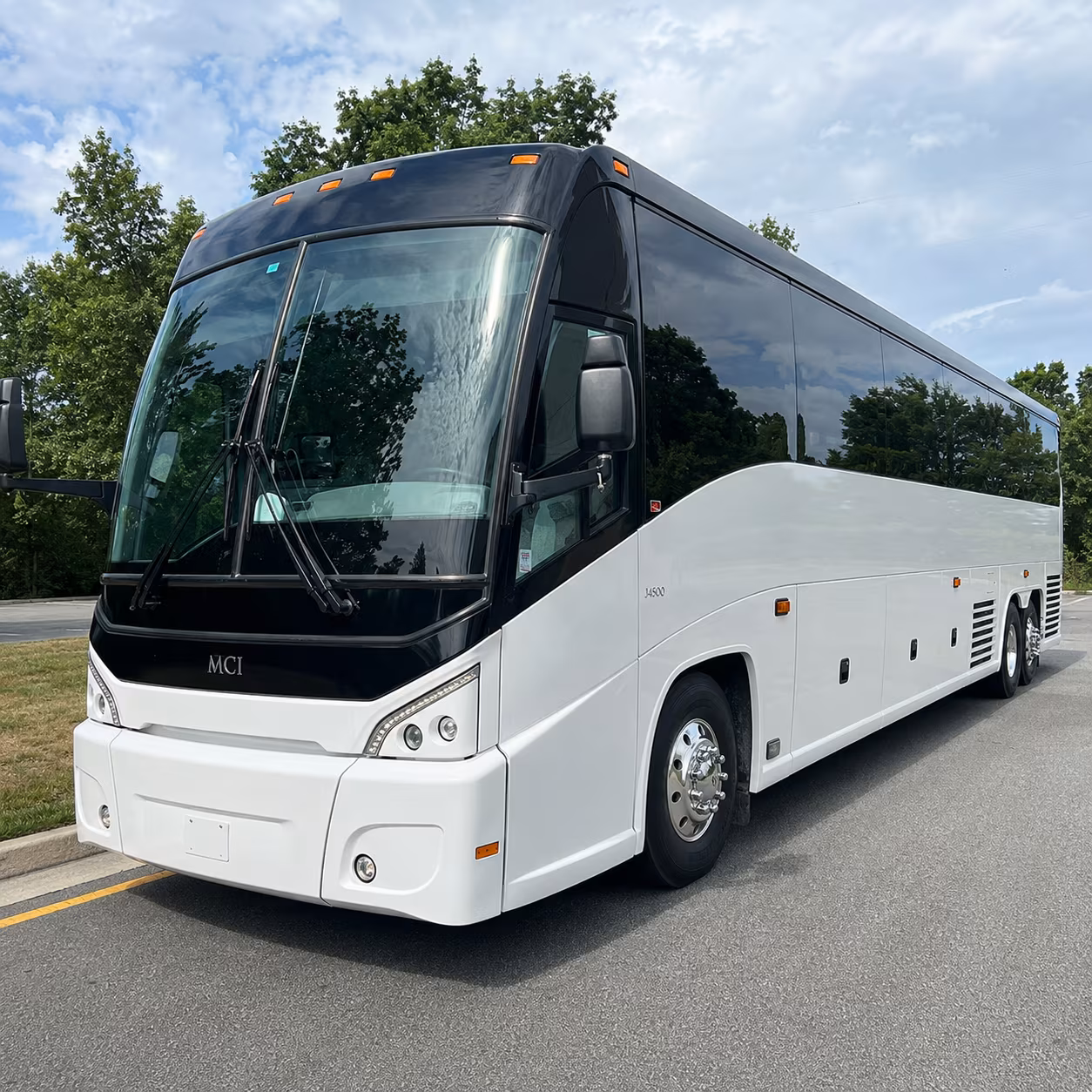 concert bus rentals to altria theater and downtown richmond venues