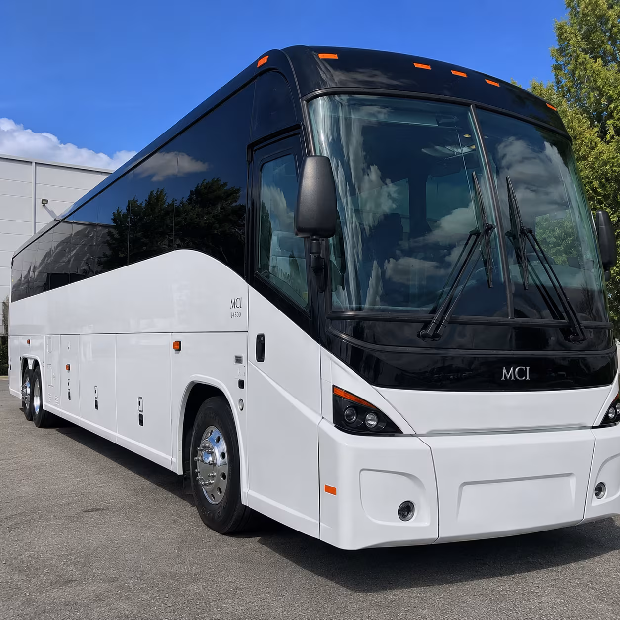 healthcare shift shuttles for vcu health chippenham and bon secours teams