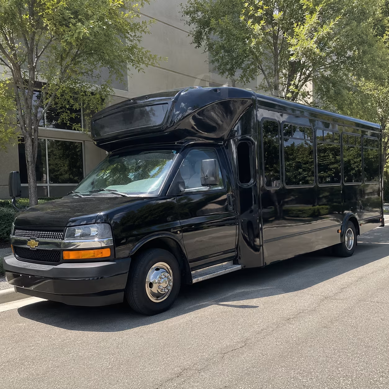 party buses and charter buses to virginia credit union live at richmond raceway